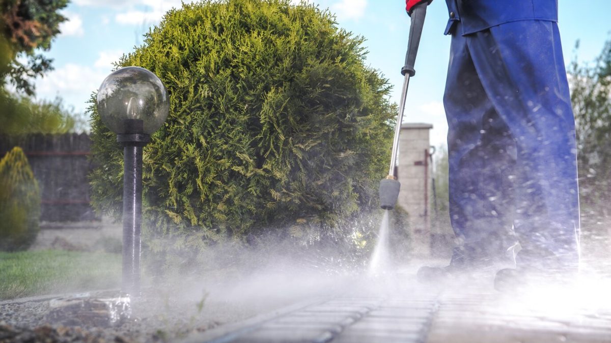 Driveway Pressure Wash