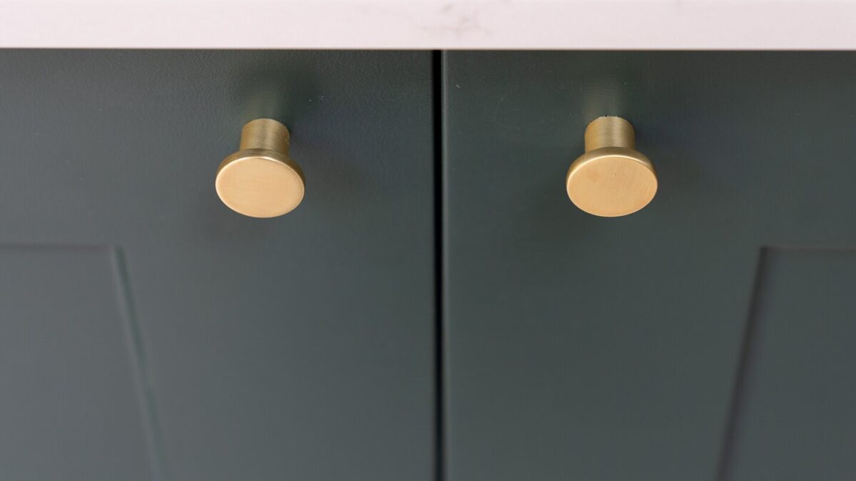 cabinet door knobs