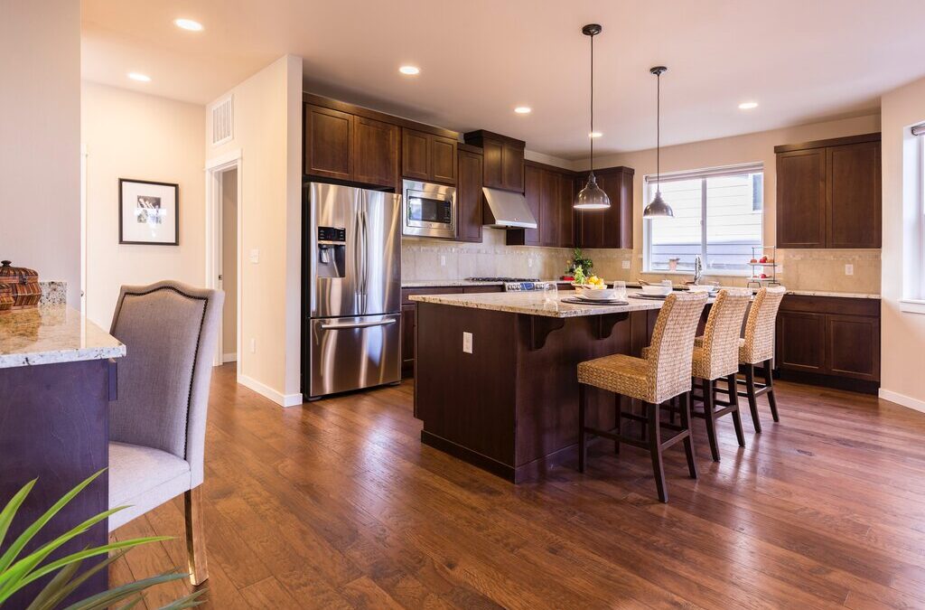 cleaning hardwood floor